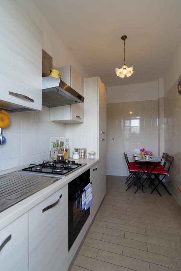 La Casetta Di Nonna Anna - 120 Mq Bright Apartment In Rome Downtown Exterior foto